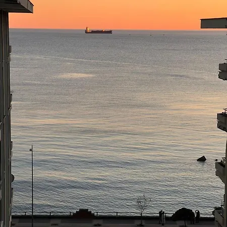 Apartment Mare In Centro Salerno
