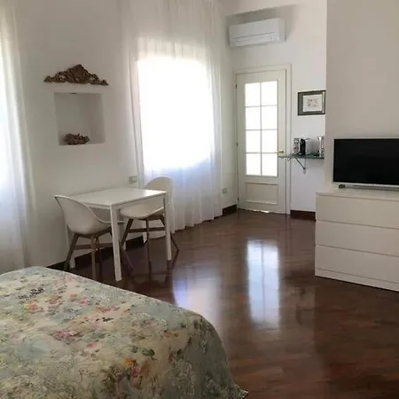 Apartment Mare In Centro