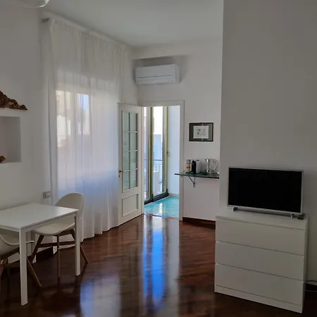 Mare In Centro Apartment *