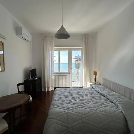 Mare In Centro * 살레르노