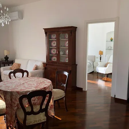 Mare In Centro 아파트 살레르노